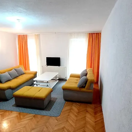 Ferhadija Apartment *